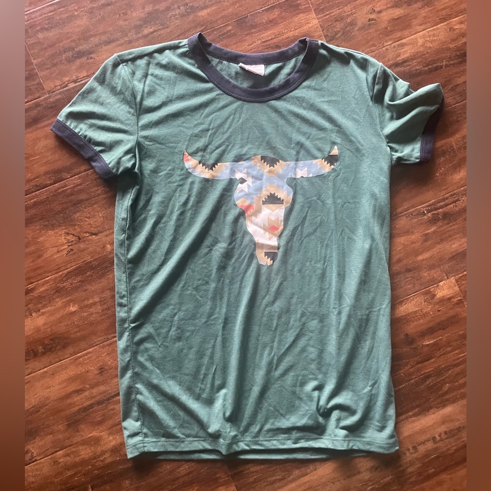 LulaRoe Graphic Tee